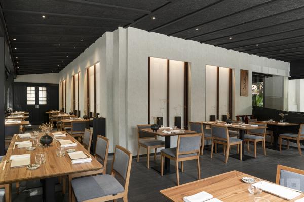 Example view of Heraklith wood wool panels in a restaurant